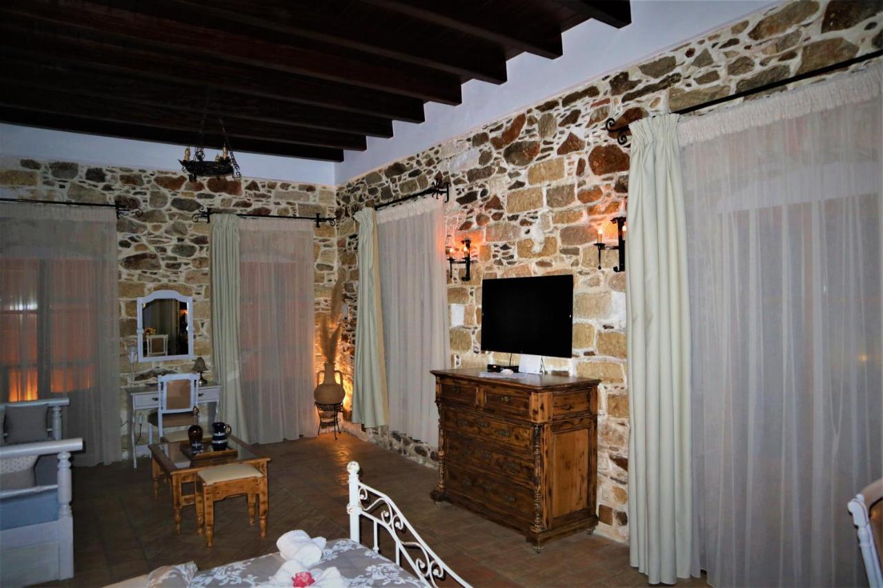 Saint George Valsamitis Superior Apartment Katapola Exterior foto