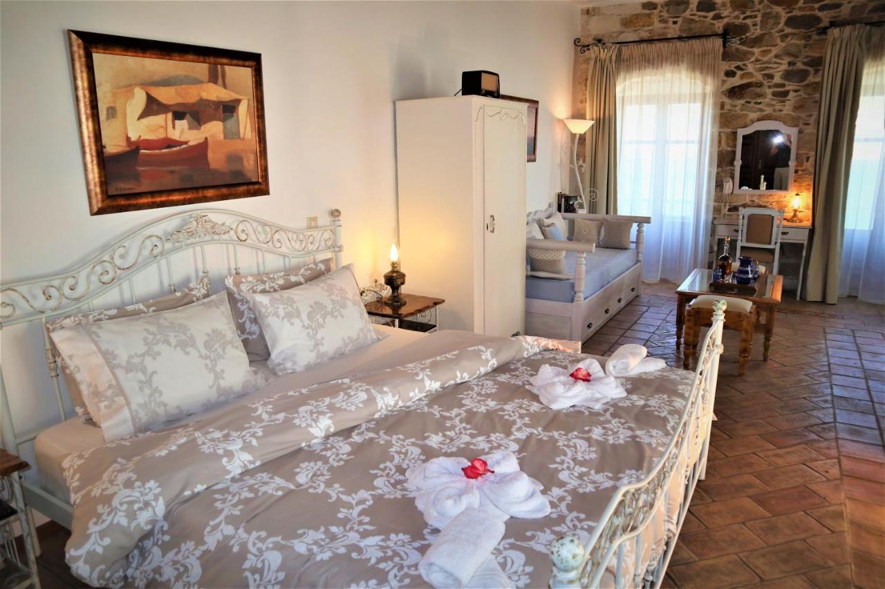 Saint George Valsamitis Superior Apartment Katapola Exterior foto