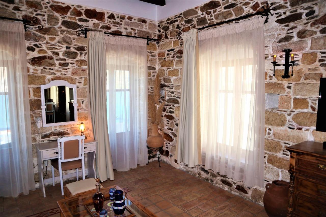 Saint George Valsamitis Superior Apartment Katapola Exterior foto
