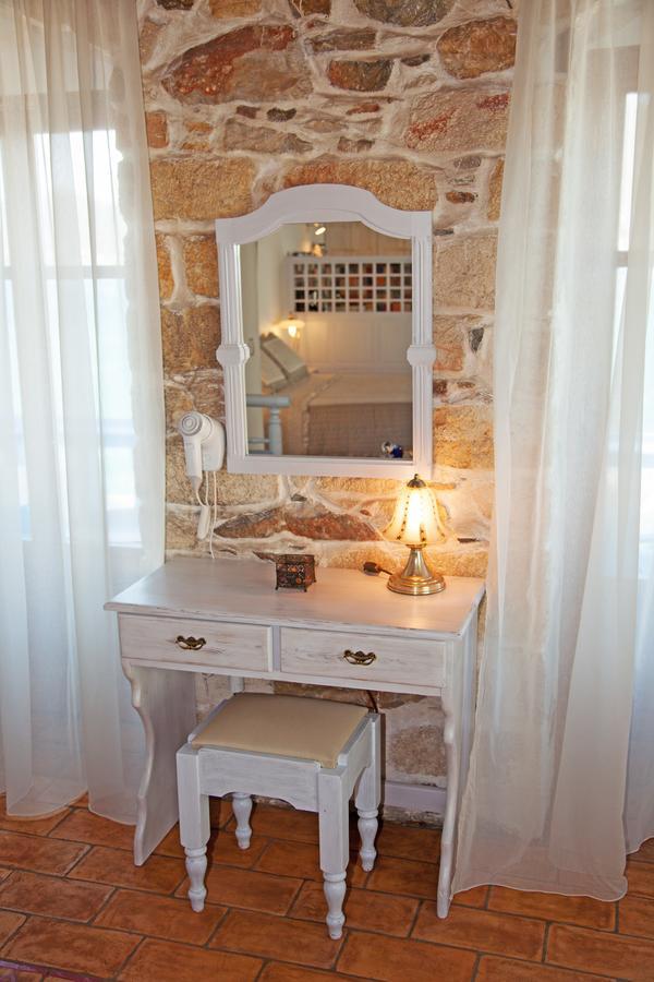 Saint George Valsamitis Superior Apartment Katapola Exterior foto